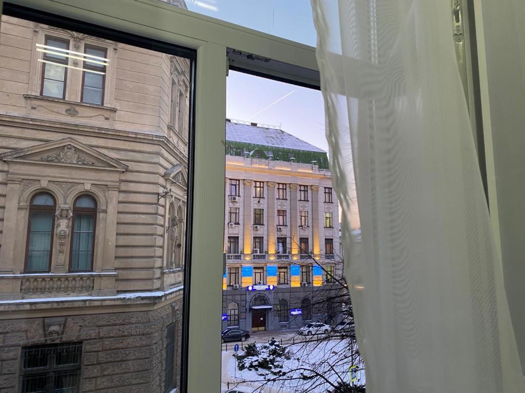 Family Residence Boutique Apartments リヴィウ エクステリア 写真