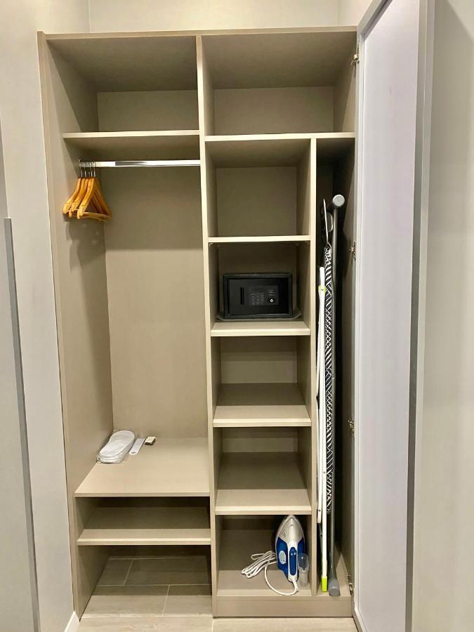 Family Residence Boutique Apartments リヴィウ エクステリア 写真